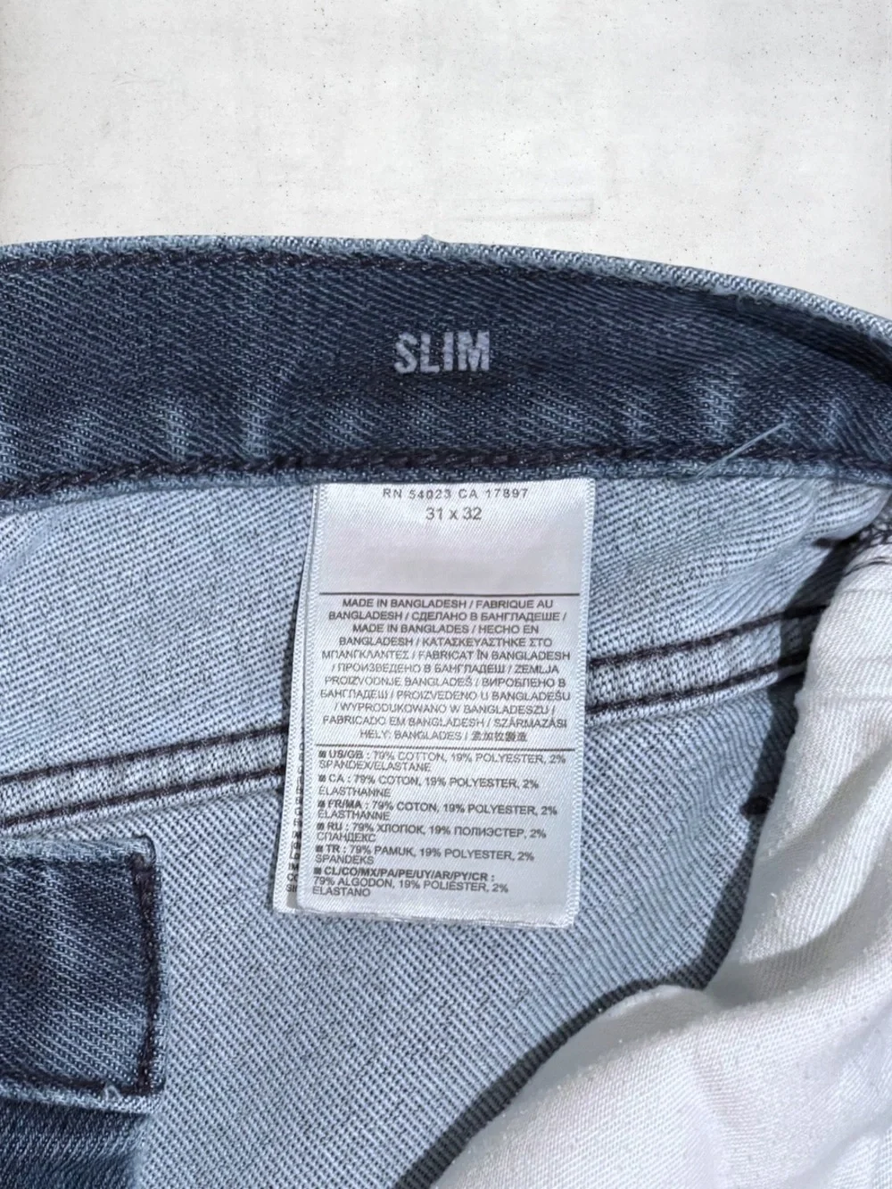 Banana Republic Men's Slim Straight Jeans in Medium Wash Blue